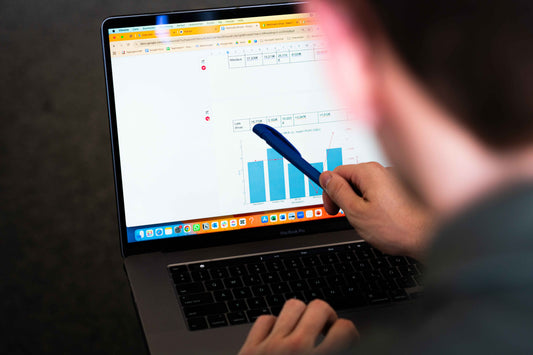 GPT Werbetext Trainingsmaterial - Verwandle jede KI in einen deutschen Werbetext-Experten
